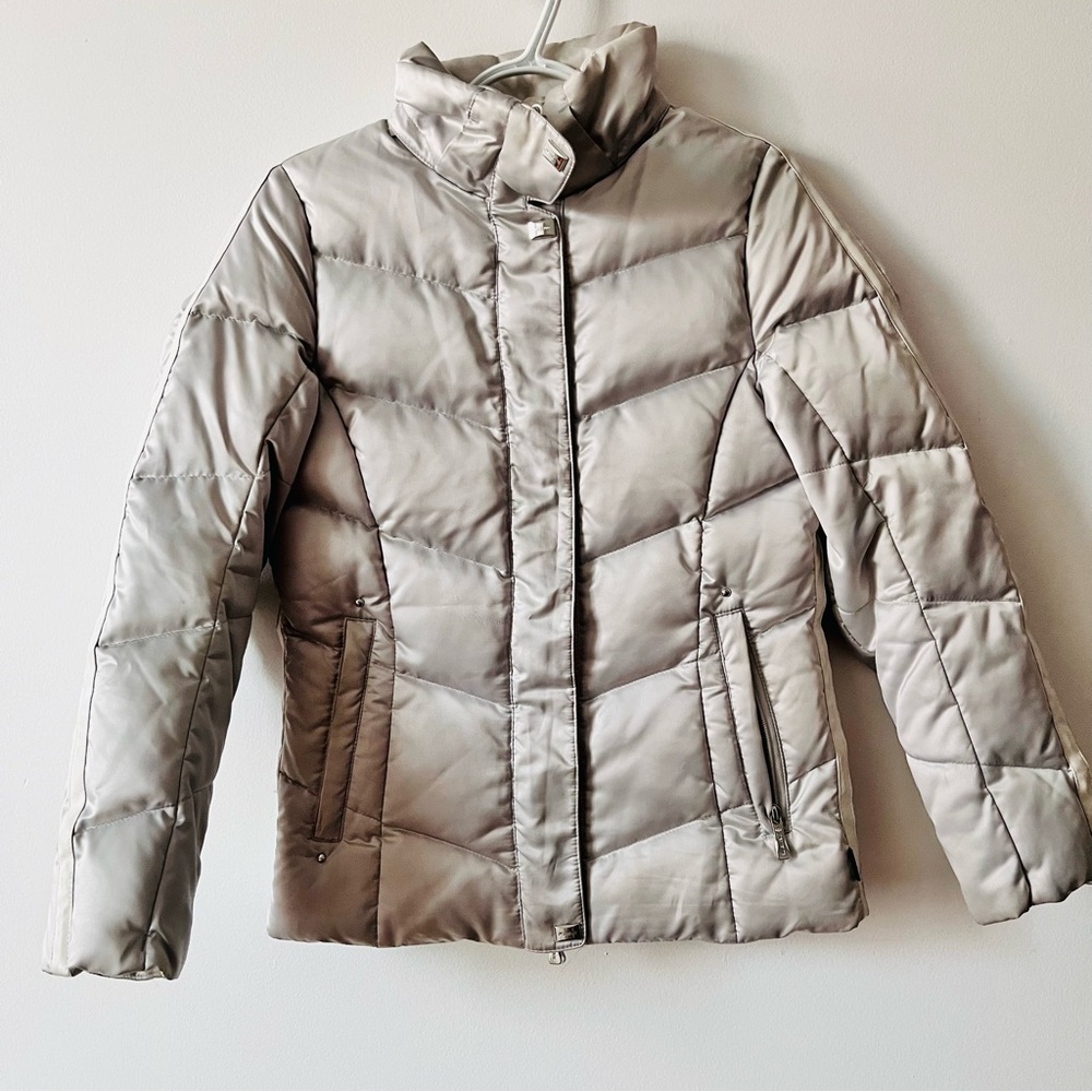Descente Classic down puffer Winter/ski jacket size 6 silver